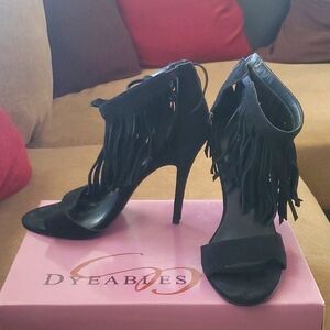 Express Heeled Sandals